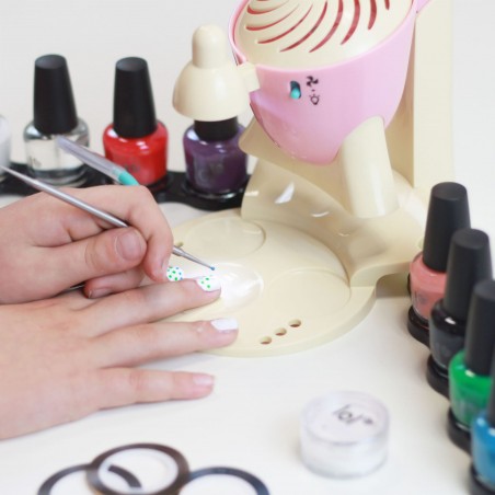 Salon Manicure Malowanie Paznokcie Professional Studio - Buki