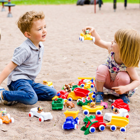 Wesołe autko wyścigówka kość z piskiem Viking Toys