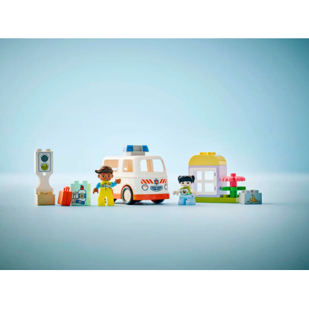 DUPLO Karetka z kierowcą Lego 10447