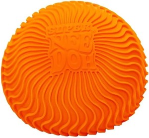 Duży gniotek piłka pomarańczowy Super Needoh Ripples Schylling