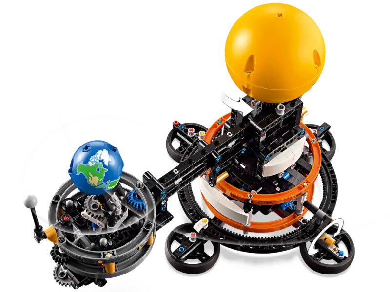 Planeta Ziemia i Księżyc na orbicie Lego Technic 42179