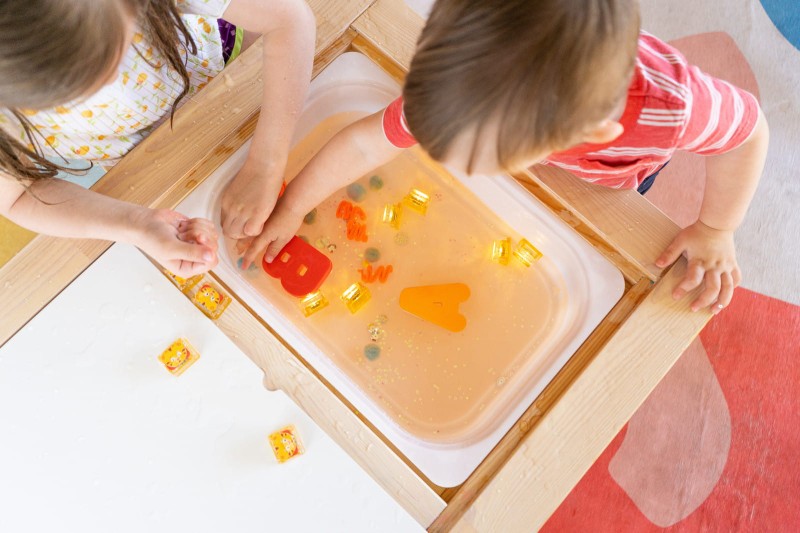 Glo Pals 4 kostki LED świecące w wodzie Daniel Tygrysek