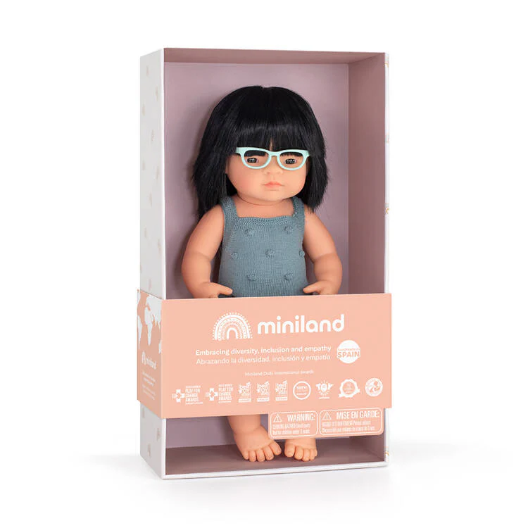 Lalka z okularami dziewczynka Azjatka 38cm pachnąca Miniland Doll