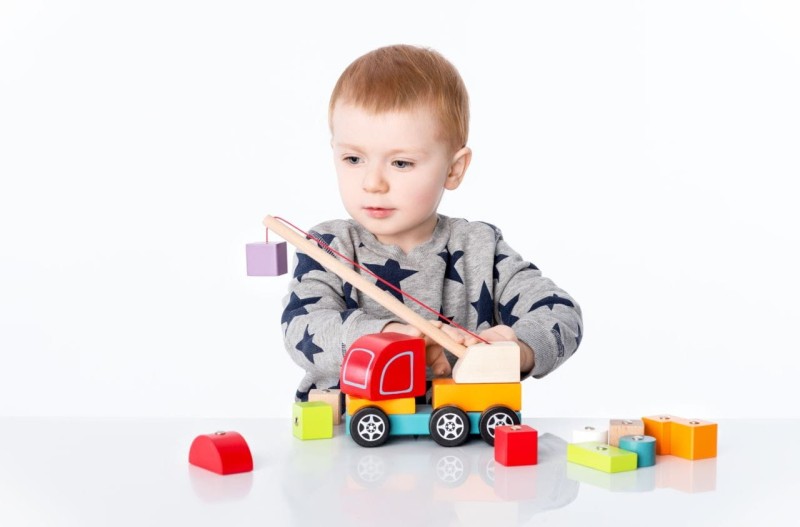 Drewniany Dźwig z Magnetycznymi Klockami - Cubika