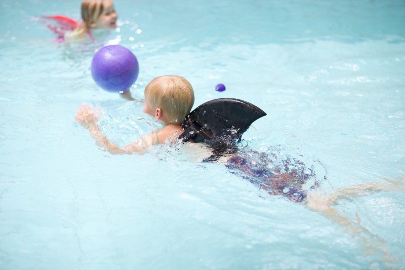 Płetwa rekina do pływania szara - SwimFin