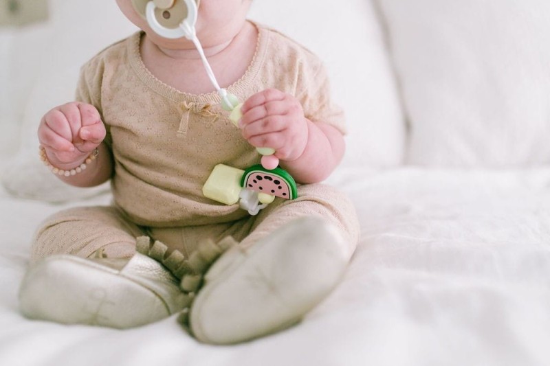 Zawieszka do smoczka Darling Watermelon - loulou LOLLIPOP