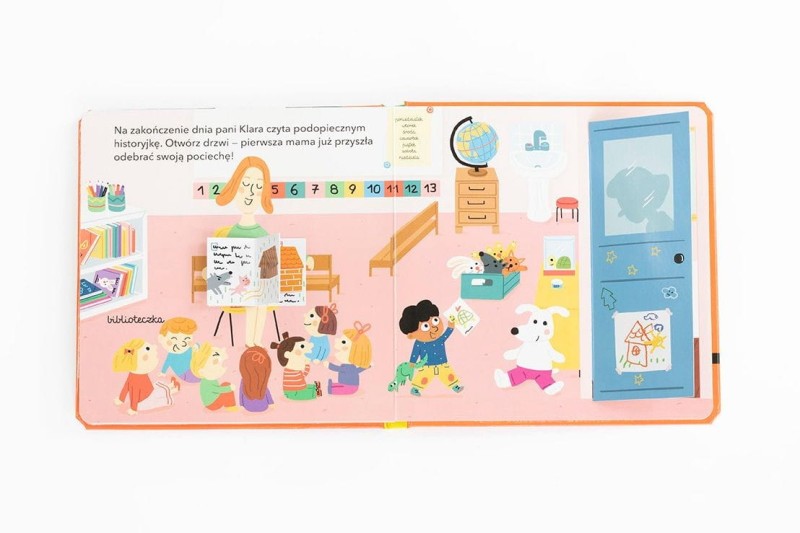 W przedszkolu. Akademia mądrego dziecka. Kolorowy świat