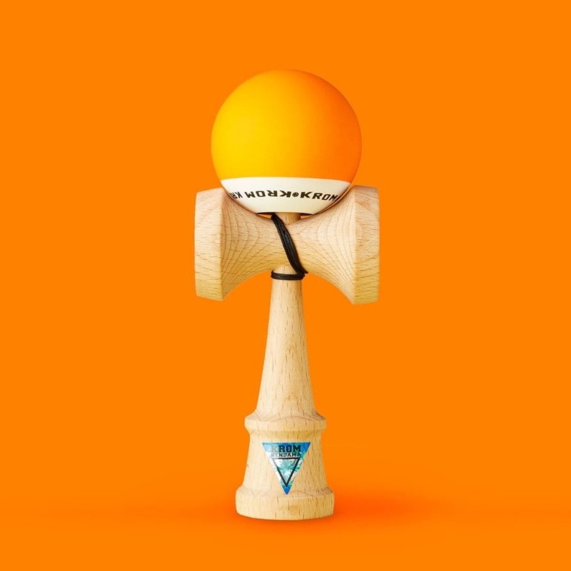 Kendama KROM Pop Orange pomarańczowa