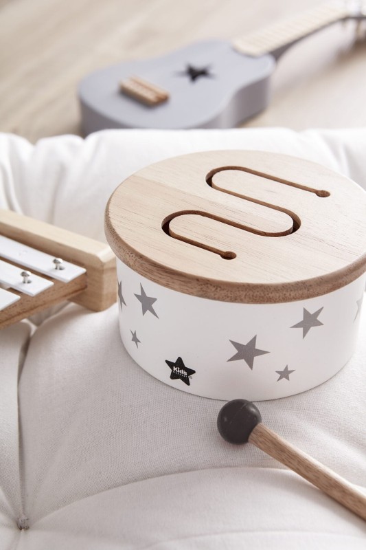 Drewniany bębenek biały Drum mini - Kid’s Concept