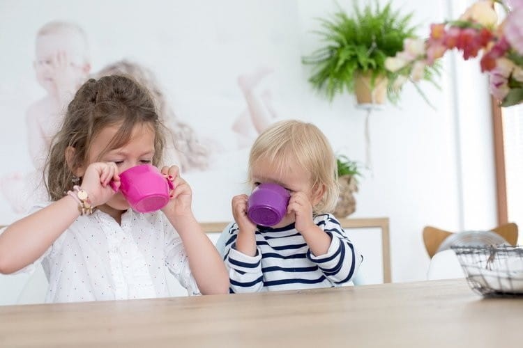 Krzywy kubek 200ml Fuksja NOWY - Doidy Cup