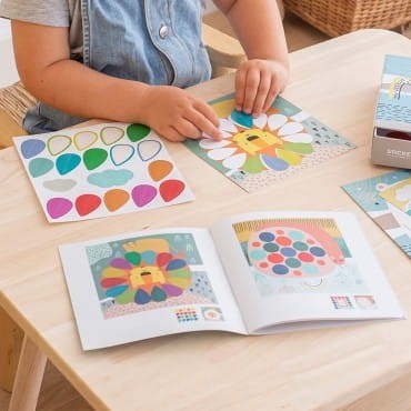 Wielorazowe Naklejki z Planszami Miś - Apli Kids