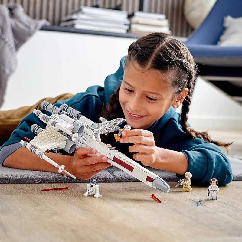 Zestaw LEGO STAR WARS Myśliwiec X-Wing Luke’a Skywalkera 75301