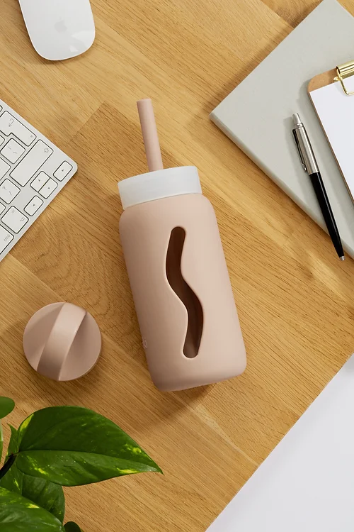 Motywacyjna Butelka do Picia Wody 500ml ze Szkła Desert Rose - Muuki