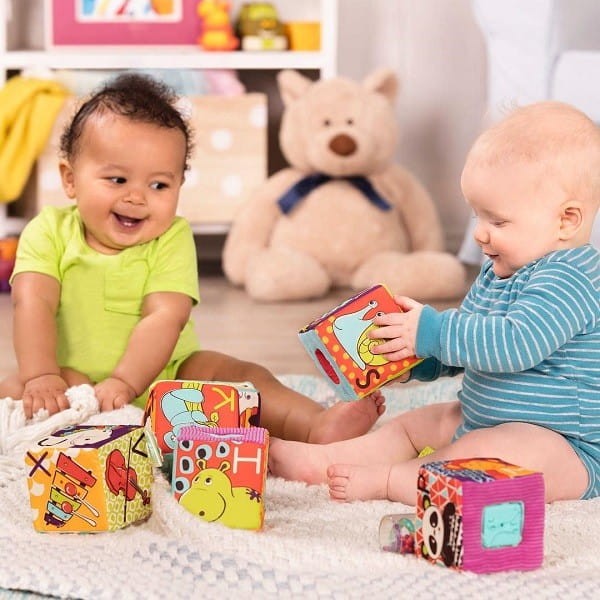 Sensoryczne Klocki Sortery aBc Block Party - B.toys