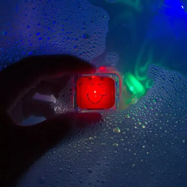 Glo Pals Kostki LED świecące w Wodzie na Czerwono 4 sztuki