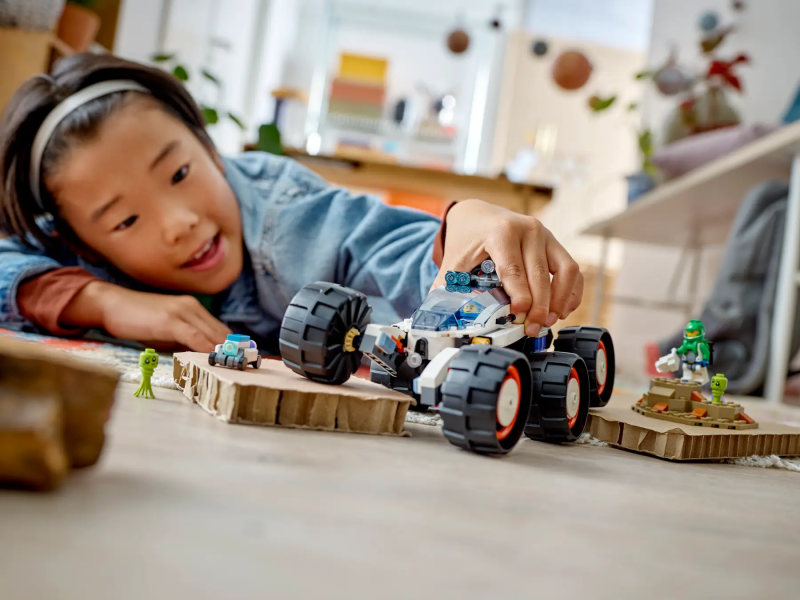 Lego Kosmiczny łazik i badanie życia w kosmosie 60431
