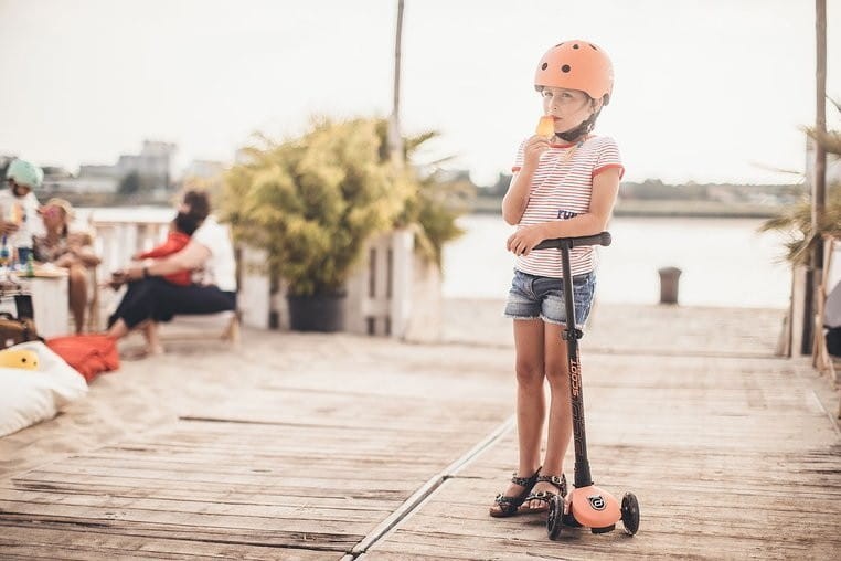 Kask rowerowy dla dzieci z Lampką LED na hulajnogę i rower S-M od 3 lat Peach Scoot & Ride