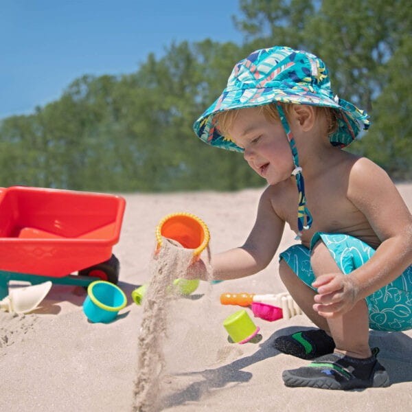 Taczka dla dzieci z konewką i zabawkami do piasku b.toys