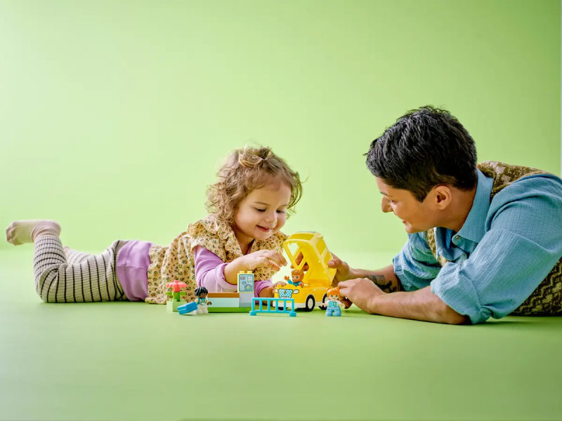 Żółty autobus zestaw klocków Lego Duplo 10988