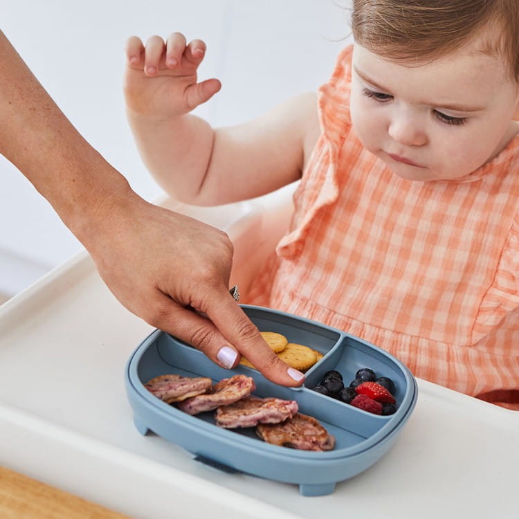 b.box talerzyk z przyssawką, przegródką 2w1 błękitny