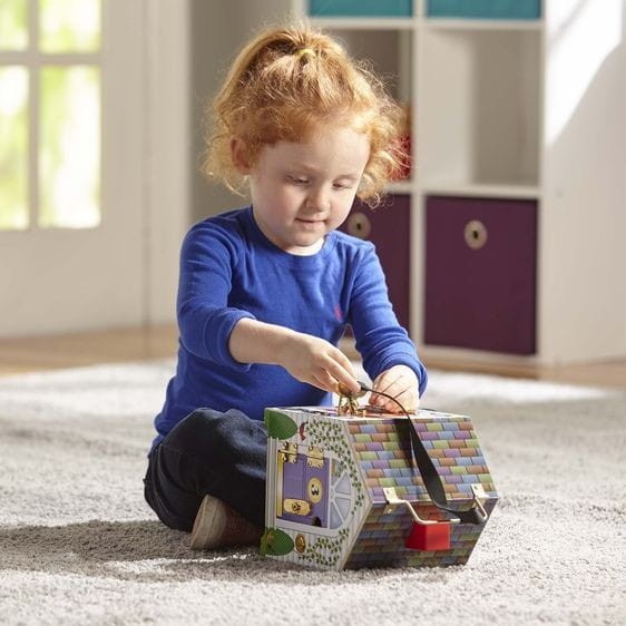 Domek Edukacyjny 4 Zamki, Kulczyki, Dzwoni, Laleczki - Melissa & Doug