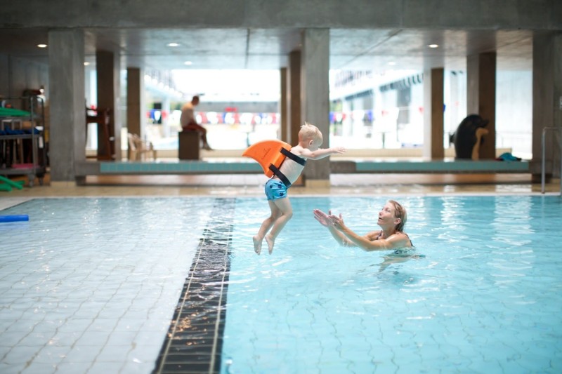 Płetwa rekina do pływania szara - SwimFin