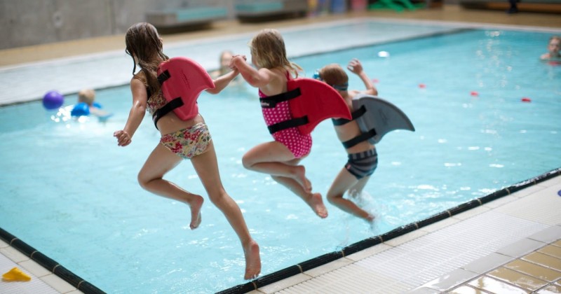 Płetwa rekina do pływania lila - SwimFin