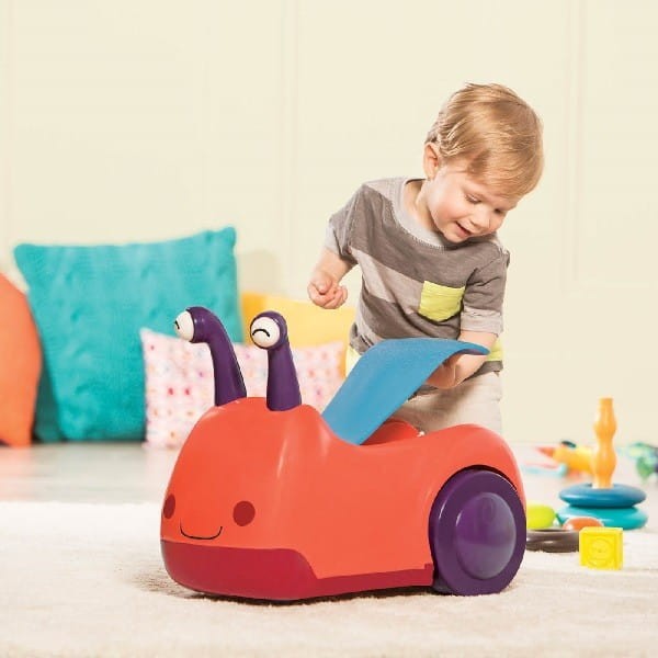 Jeździk Żuczek Buggly Wuggly – b.toys