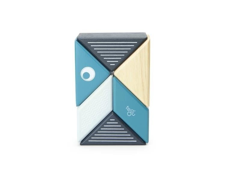 Drewniane klocki magnetyczne Travel Pals Wieloryb - Tegu