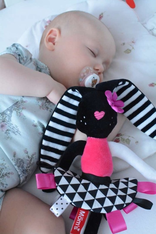 Króliczka Zabawka Kontrastowa - Mom's Care