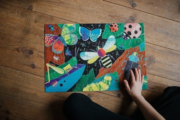 Świecące w Ciemności Puzzle Insekty 100 el. - Mudpuppy