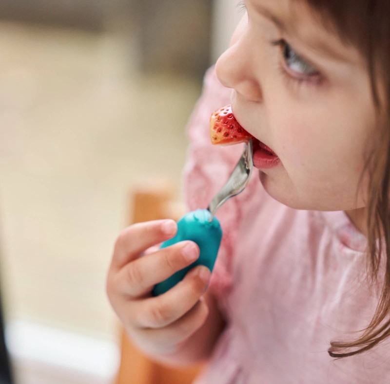 Widelec i łyżka ETAP 2 Niebieski 1-3 lata - Sztućce Nana's Manners