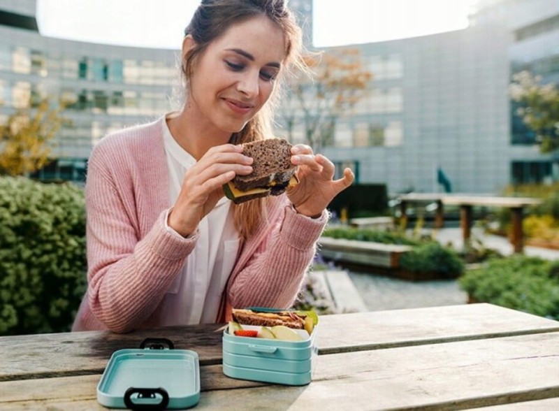 Śniadaniówka z Przegródkami i Widelcem Bento Strawberry Vibe - Mepal