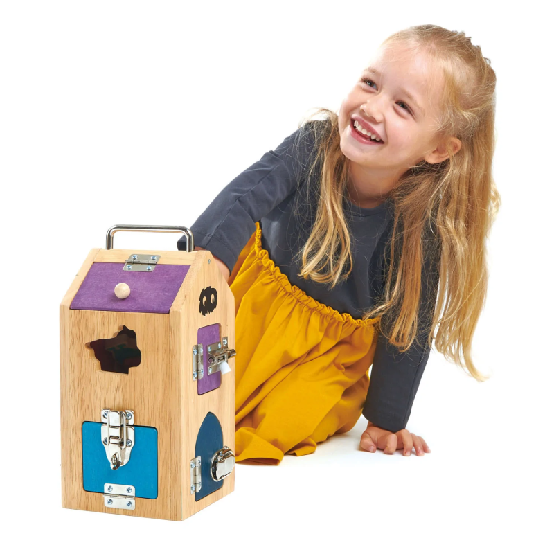 Manipulacyjny Domek z Drzwiczkami do Otwierania - Tender Leaf Toys