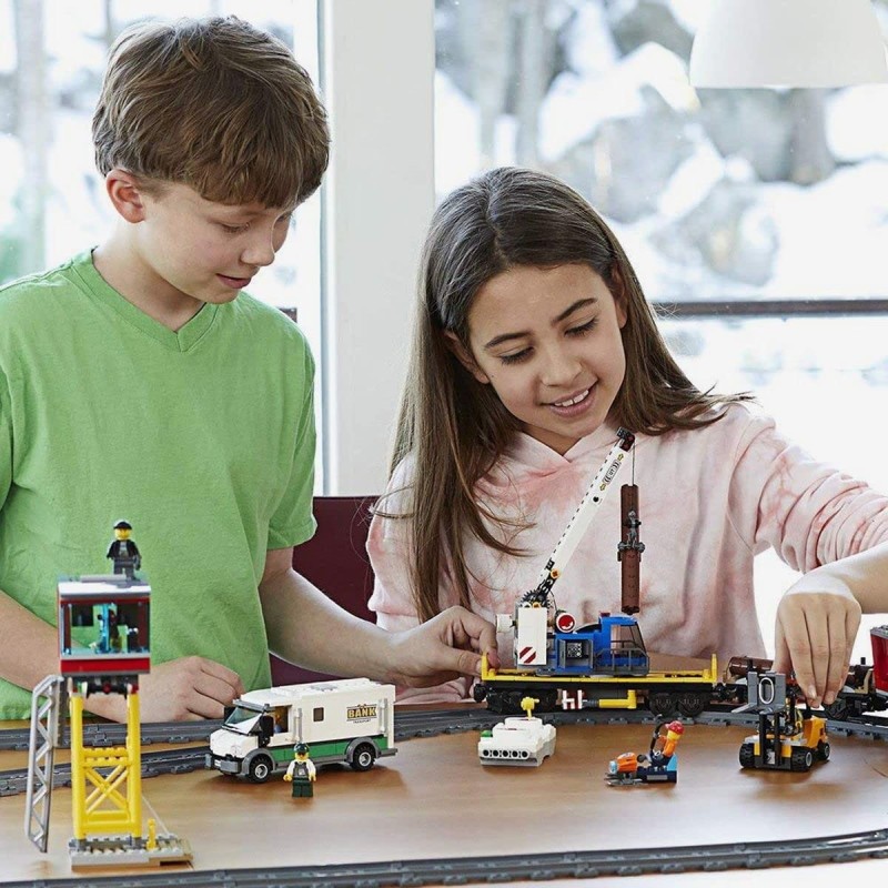 Pociąg towarowy Lego City 60198