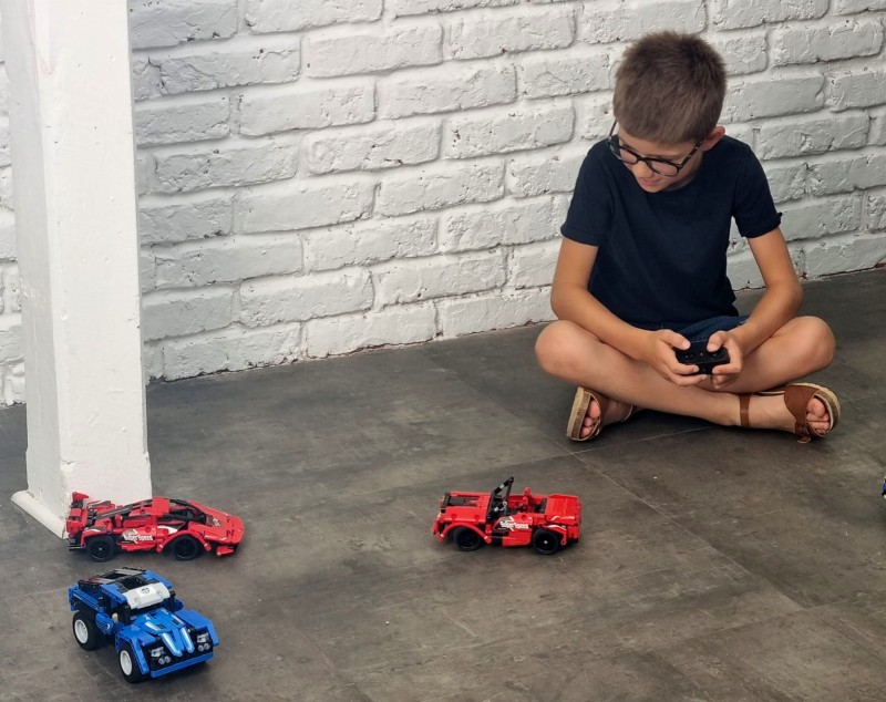 Zdalnie Sterowany Samochód Sportowy - Buki