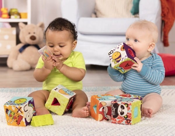 Sensoryczne Klocki Sortery aBc Block Party - B.toys