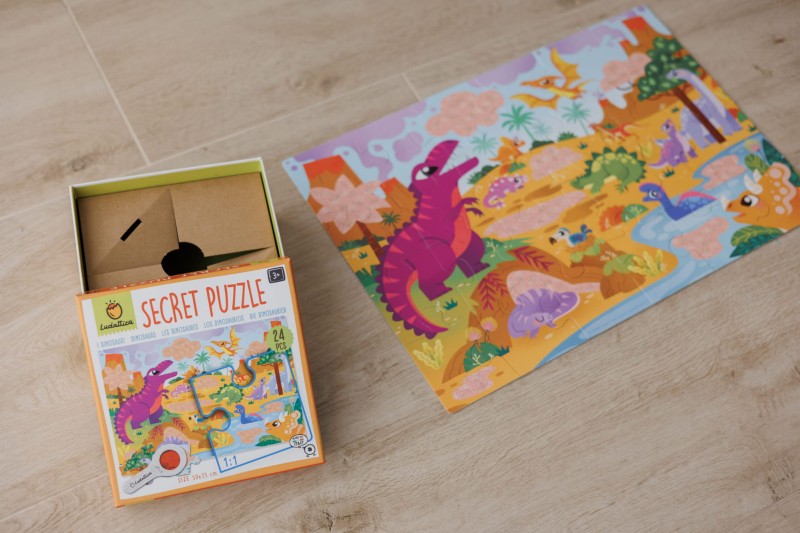 Puzzle z lupą tajemnicze Dinozaury Ludattica
