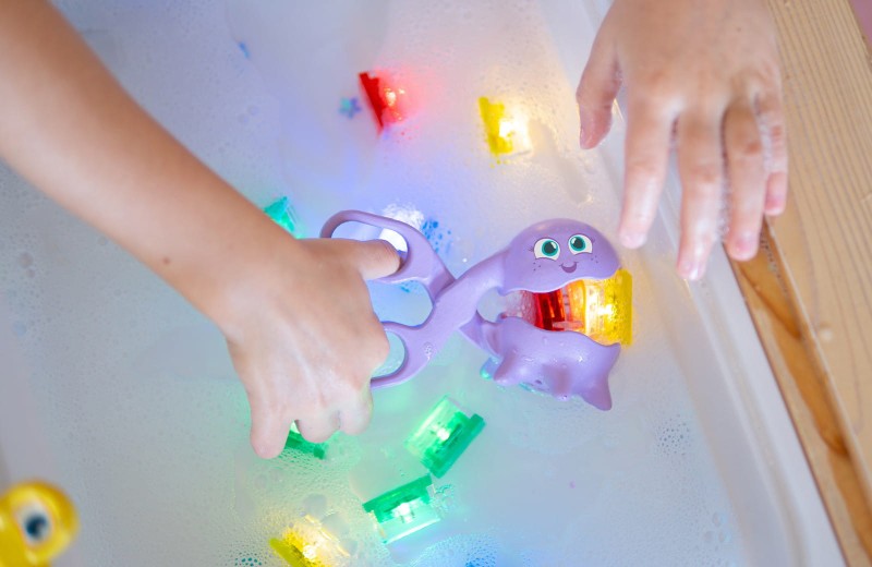 Glo Pals zabawki 5w1 rozwijających motorykę małą