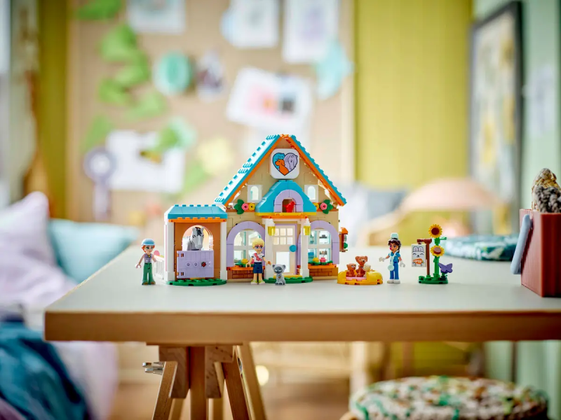 Lego Friends 42651 Koń i lecznica dla zwierząt