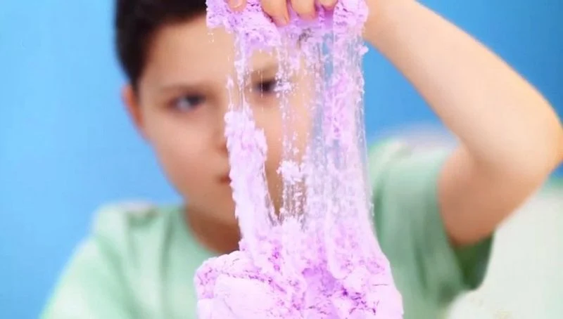 Chmurkolina pachnąca żółty mango z lśniącą folią Epee