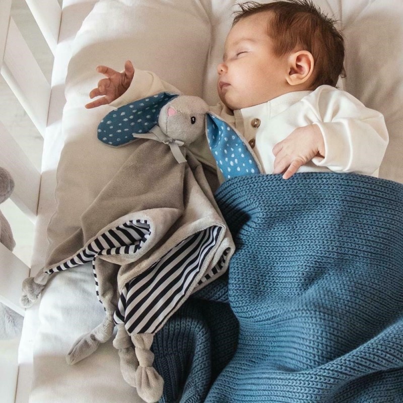 Kocyk Przytulanka Króliczek DouDou szary - Whisbear