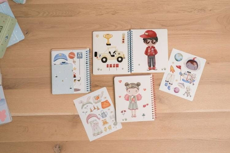 Ubieranki Notes z Naklejkami Zawody Jim & Friends - Little Dutch