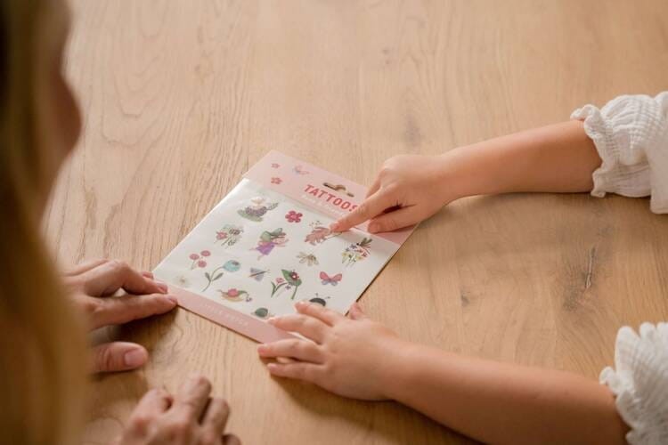 Tatuaże dla dziewczynki Rosa & friends kwiatki - Little Dutch