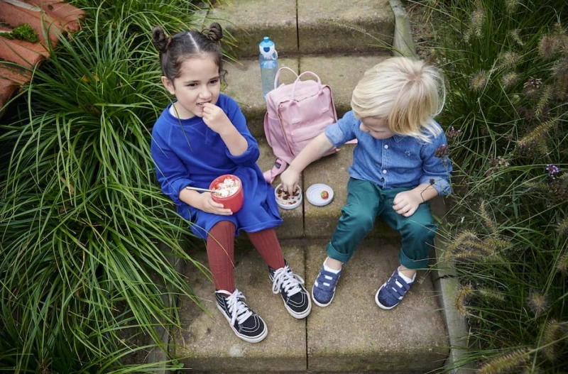 Podwójny pojemnik na jedzenie Lunchpot Ellipse mini mauve - Mepal