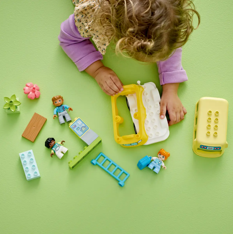 Żółty autobus zestaw klocków Lego Duplo 10988