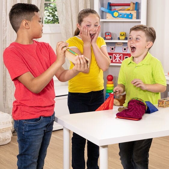 Magiczne Sztuczki 10 Pokazów Deluxe Magic Set - Melissa & Doug