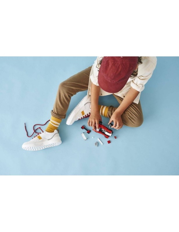 Klocki LEGO Creator 3 w 1 Samochód sportowy 31100