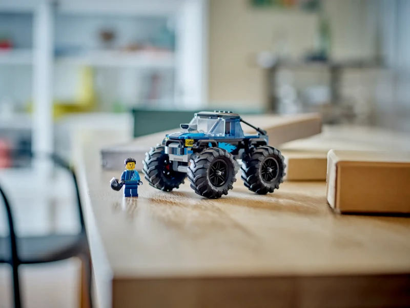 Lego Niebieski monster truck 60402