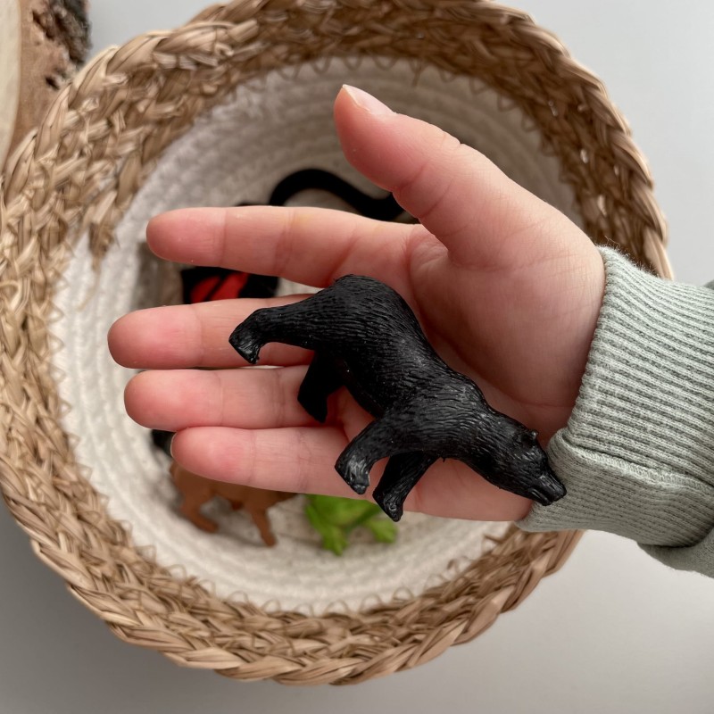 Zwierzęta Leśne 12 szt. Zestaw Figurek w Tubie Safari Ltd.
